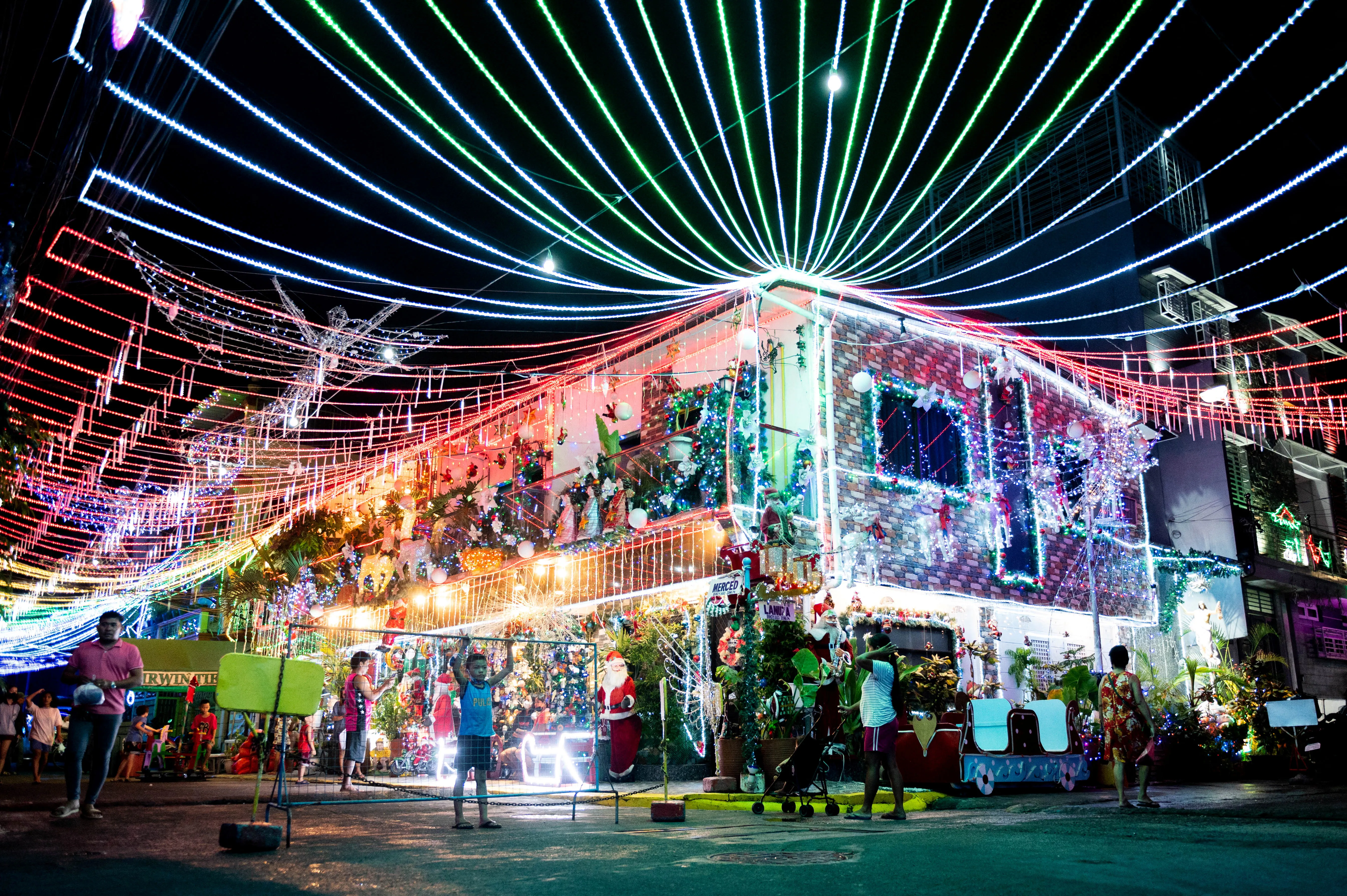 new york city christmas display update